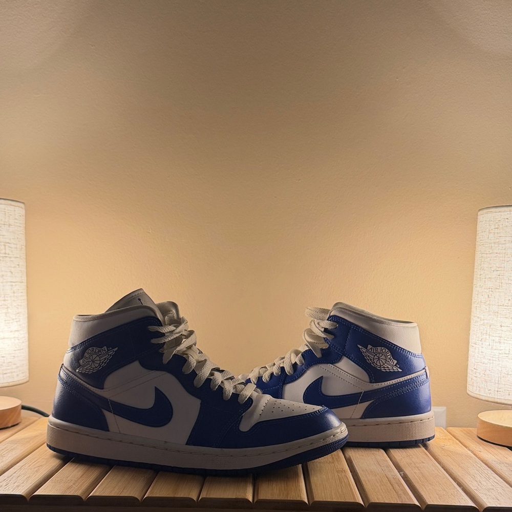 Nike Men's High-Top Blue and White Sneakers